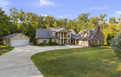 115 Ashley Drive, Brandon, MS 39042