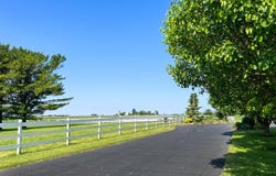 16205 University Road, Malta, IL 60150