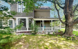 303 E 5th St, Washburn, WI 54891