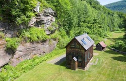 8 Emerson Terrace, Shandaken, NY 12464