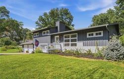 5200 W 57th Street, Roeland Park, KS 66205