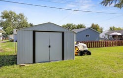 1825 5th St, Minot, ND 58701