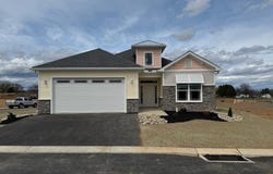 1898 NAPLES CIRCLE, CHAMBERSBURG, PA 17202