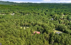 271 Postelle RD, Copperhill, TN 37317