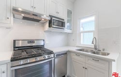 31 Breeze Ave, Venice, CA 90291