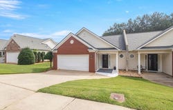 21 Stony Oak Drive, Newnan, GA 30263