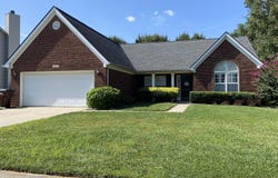 9211 Eminence Ct, Louisville, KY 40059