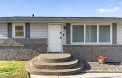 27 Lillian Drive, St Charles, MO 63304