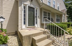1102 TANGLEWOOD DR, SICKLERVILLE, NJ 08081