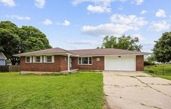 104 N June Street, Dearborn, MO 64439