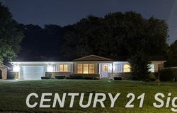 1220 Dye Meadow Lane, Flint, MI 48532