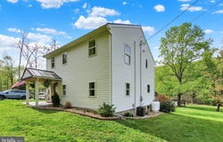 988 CLOUSER HOLLOW ROAD, NEW BLOOMFIELD, PA 17068