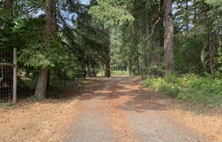 23555 SUTTLE RD, Veneta, OR 97487