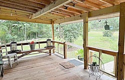 308 Rainey Rd., Moselle, MS 39459
