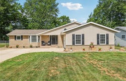 266 Cherry Valley Drive, Amherst, OH 44001