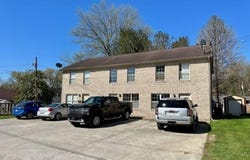 958 1-8 Florida Street, Milton, WV 25541