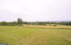 88 WINDSOR DR, CHARLES TOWN, WV 25414