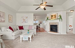 319 BUTLER Drive, Chatham, IL 62629