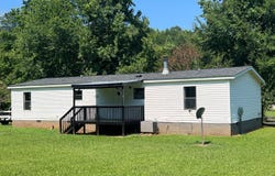 987 Booger Hollow, Lindale, GA 30147