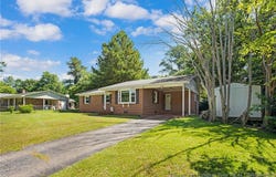 6425 Freeport Road, Fayetteville, NC 28303