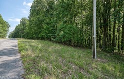 Creek Drive, Monterey, TN 38574