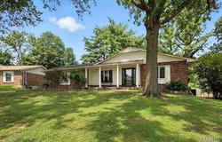 11817 Birmington Drive, Bridgeton, MO 63044
