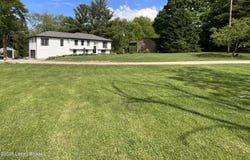 325 Central Ave, Pewee Valley, KY 40056