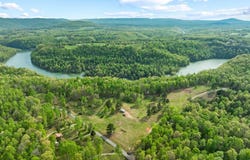 4986 Robbinstown Rd, Byrdstown, TN 38549