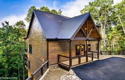4224 Mountain Rest Way, Sevierville, TN 37876