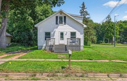 240 Lyon Street, Wisconsin Rapids, WI 54495