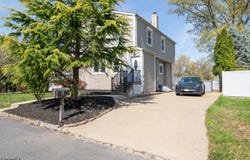 6 Lionel Pl, Hanover Twp., NJ 07981-1223