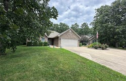 407 Ahr Strom Drive, Owensville, MO 65066
