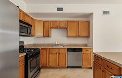 1677 Springfield Avenue, Maplewood, NJ 07040