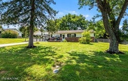 3025 Meadowview Drive, Kingston, TN 37763