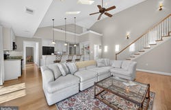 61 HARTZELL Drive, SHEPHERDSTOWN, WV 25443