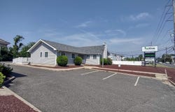 16 Roosevelt Blvd, Marmora, NJ 08226