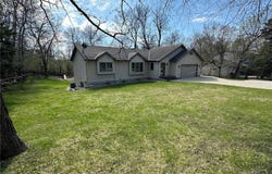 9 Nakota Drive NE, Spicer, MN 56288