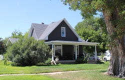909 2nd St., Crawford, NE 69339