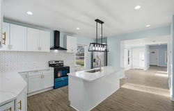 950 Park Avenue, Amherst, OH 44001