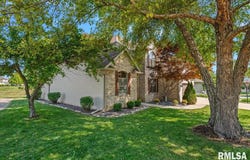2505 Tartan Way, Springfield, IL 62711