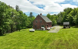 411 McNerney Rd, Becket, MA 01223