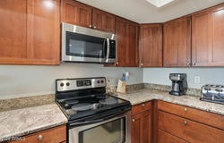 7910 E THOMAS Road, Scottsdale, AZ 85251