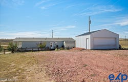 1498 Gunner Rd, Wright, WY 82732