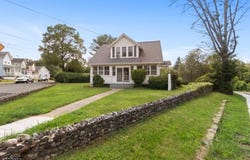 21 Green St, Oxford Twp., NJ 07863-3262