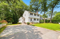 32 Dividence Rd, Reading, MA 01867