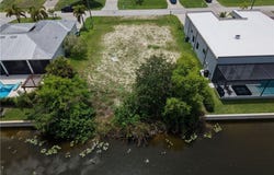 3315 SW 11th Court, Cape Coral, FL 33914