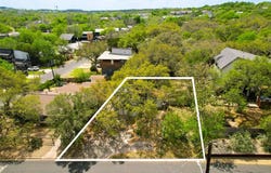 703 Herndon Ln, Austin, TX 78704