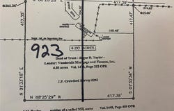 923 County Road 2285, Telephone, TX 75488