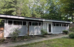 15 Lynwood Drive, Brattleboro, VT 05301
