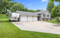 2570 COUNTRY MEADOW Court, GREEN BAY, WI 54313